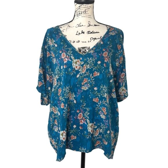 NATURAL LIFE Tops - Natural Life Womens V-Neck Blouse Top Short Sleeve Floral Blue Boho Size M